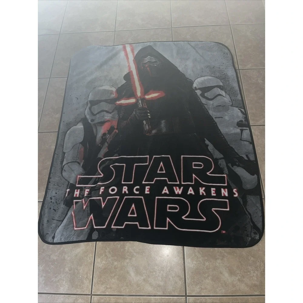 Star Wars: The Force Awakens plush fleece throw blanket 46